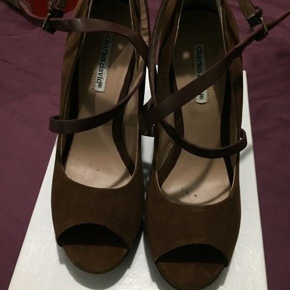 Size 9 - Picture 6 of 7